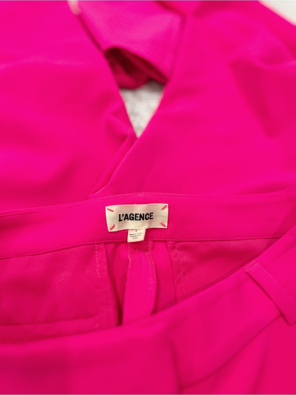 L'AGENCE Chamberlain Blazer and Wide Leg Pant in Pink Glo Pink Woman’s Pantsuit - Picture 12 of 12